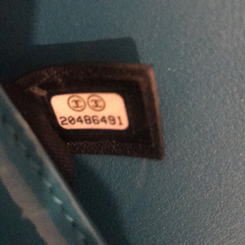 Chanel BOY bag - Picture 3 of 6